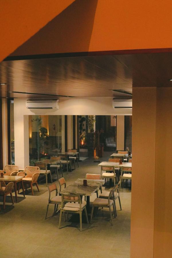 Tabebuya Resto & Resort Kesembu المظهر الخارجي الصورة