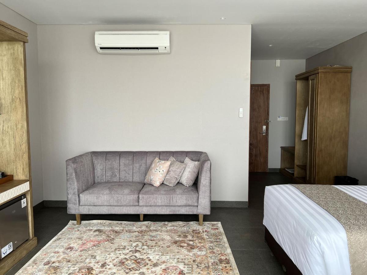 Tabebuya Resto & Resort Kesembu المظهر الخارجي الصورة